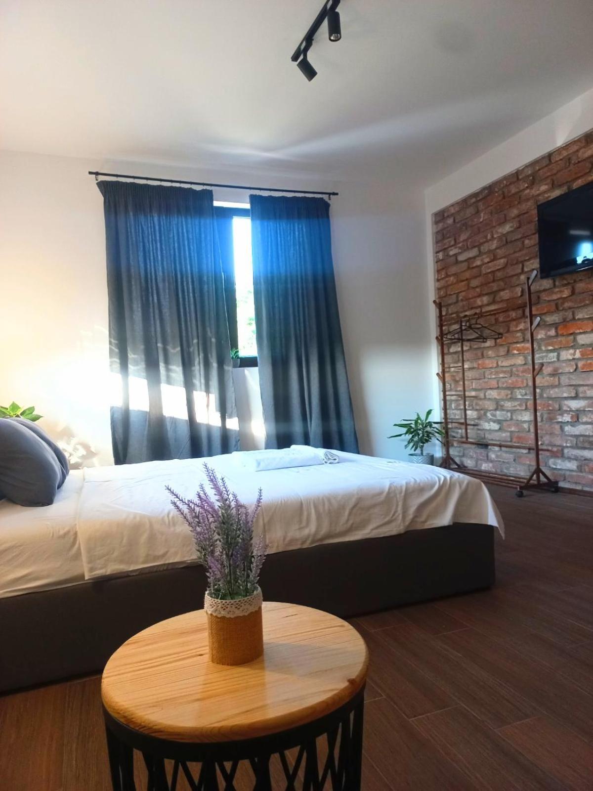 Belov Rooms And Apartments Demir Kapija Exterior photo